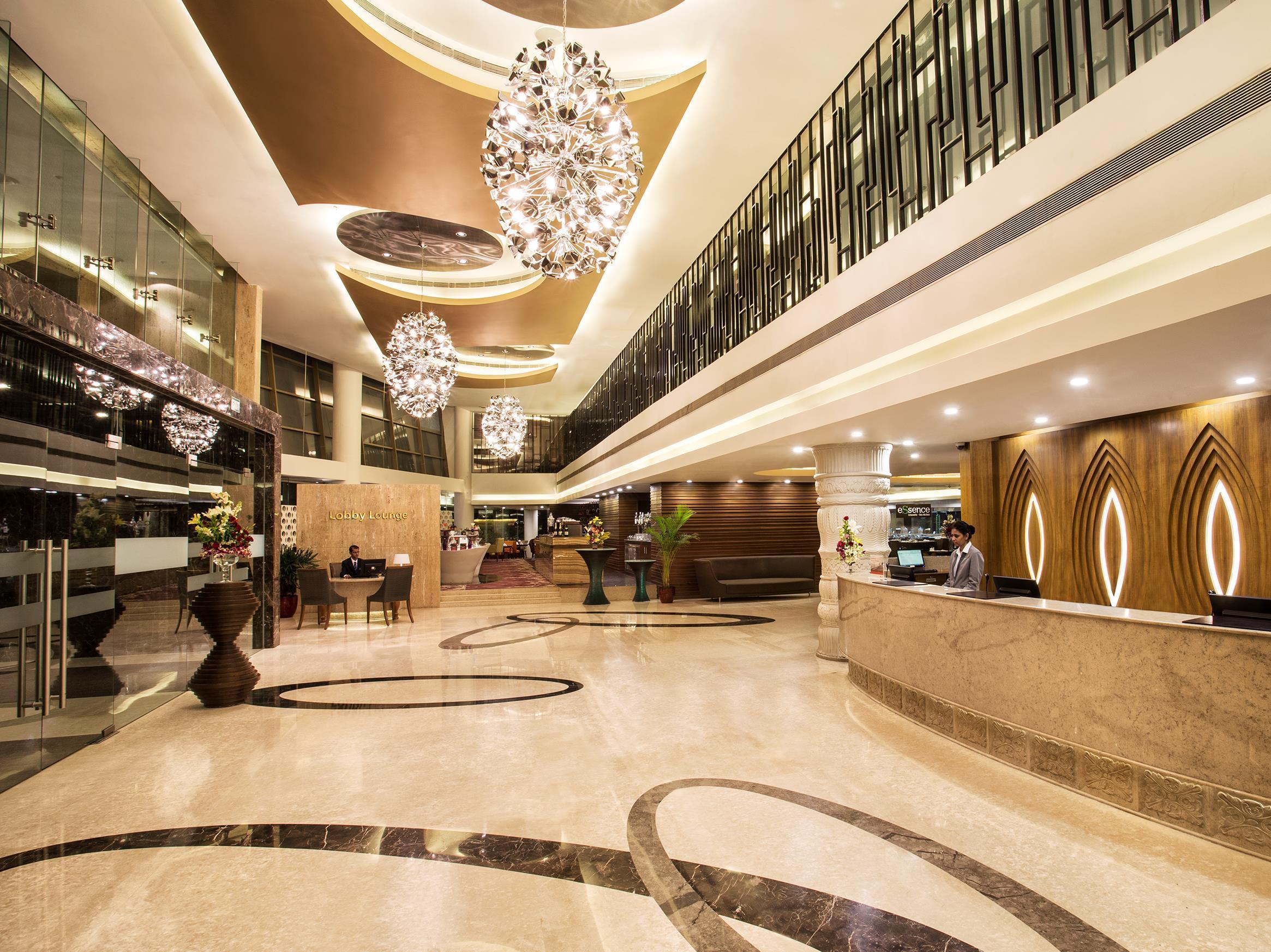 Crowne Plaza Ahmedabad City Centre By Ihg Экстерьер фото